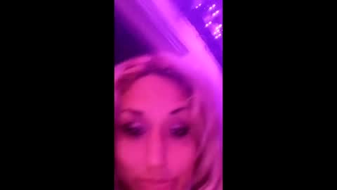 Twocrazy85 online show from May 2026 08:00:01 AM