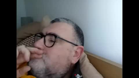 twohats2810 online show from January 2026 02:33:01 PM