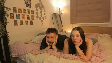 Snapshot of twoinframe chatting on February 2026 02:57:01 PM twoinframe online show from February 2026 02:57:01 PM