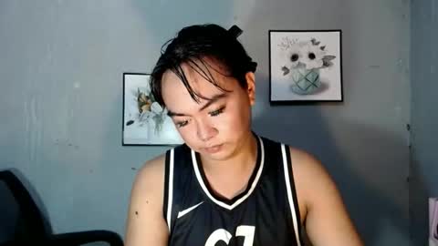 Snapshot of tyla_23 chatting on May 2026 11:41:02 AM Tyla online show from May 2026 11:41:02 AM