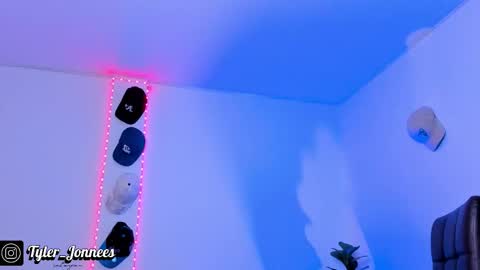 Tyler online show from November 2025 12:21:02 AM