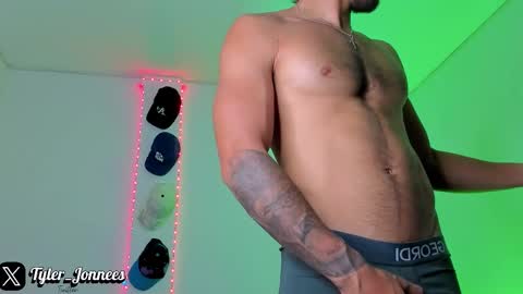 Tyler online show from December 2025 11:32:02 PM