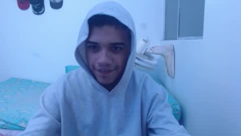 Snapshot of tyler_master24 chatting on October 2025 05:29:02 AM tyler online show from October 2025 05:29:02 AM