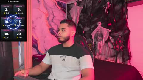 Tyler online show from October 2025 02:58:02 PM