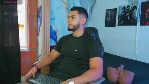 Tyler online show from November 2025 09:15:01 PM