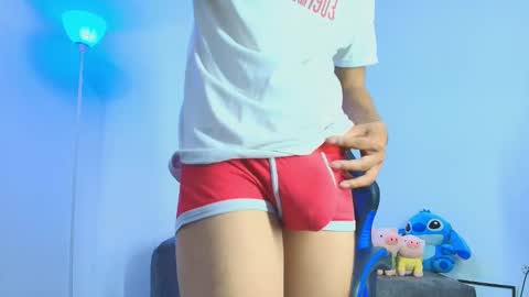 Snapshot of tylerwhiite_ chatting on September 2025 05:19:02 AM online show from September 2025 05:19:02 AM