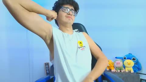 Snapshot of tylerwhiite_ chatting on September 2025 06:07:01 AM online show from September 2025 06:07:01 AM