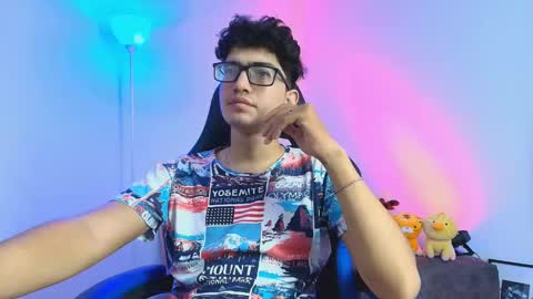   online show from December 2025 06:41:02 AM