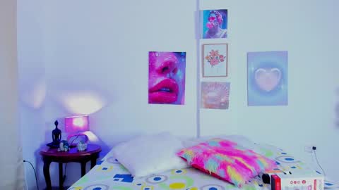 tyra   online show from October 2025 07:23:02 PM