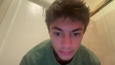 Snapshot of tyy0ung chatting on May 2026 09:55:01 PM tyy0ung online show from May 2026 09:55:01 PM