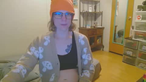 Snapshot of tyyyler93 chatting on February 2025 12:59:02 AM TylerAlternative online show from February 2025 12:59:02 AM