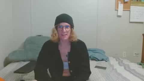 Snapshot of tyyyler93 chatting on February 2025 04:21:02 AM TylerAlternative online show from February 2025 04:21:02 AM