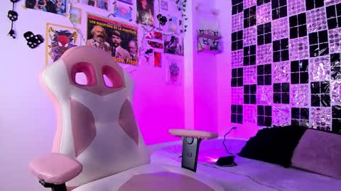 Snapshot of uchikydoll chatting on February 2026 05:55:01 PM uchikydoll online show from February 2026 05:55:01 PM