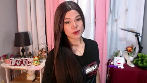 Snapshot of ugly_asianlover chatting on December 2024 07:40:02 PM rechelle online show from December 2024 07:40:02 PM