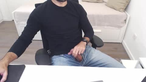 Ulep online show from October 2025 10:55:01 AM