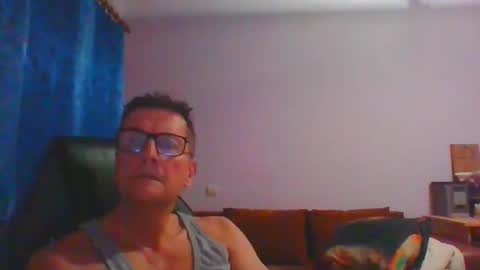 ulmeni4 online show from November 2025 05:34:02 PM