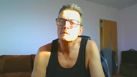 ulmeni4 online show from December 2025 08:23:01 AM