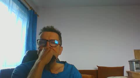 Snapshot of ulmeni7 chatting on June 2026 09:51:02 AM ulmeni7 online show from June 2026 09:51:02 AM