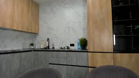 Melena online show from January 2026 01:44:01 AM