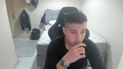 hi im mike tyson -  online show from November 2025 08:30:02 PM