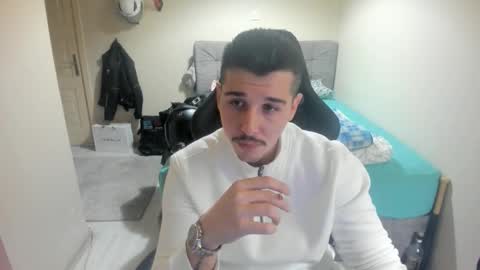 hi im mike tyson -  online show from December 2025 07:42:02 PM