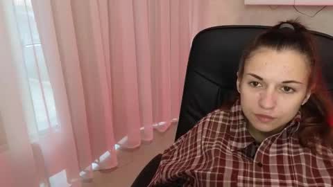Snapshot of ulyanix chatting on September 2025 04:05:02 AM Ulyana online show from September 2025 04:05:02 AM