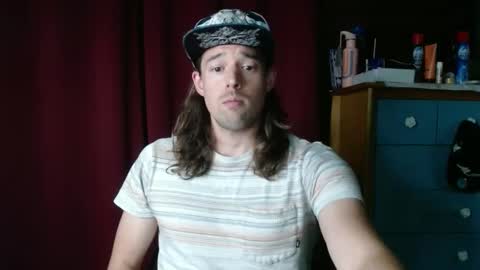 Andrew online show from September 2025 06:46:02 PM