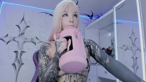 Elle Danielle  online show from February 2025 03:20:01 AM