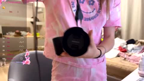 unarks online show from October 2025 03:57:02 PM