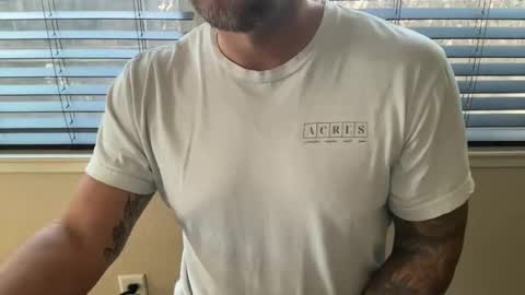 uncleblazer10 online show from December 2025 08:47:01 PM