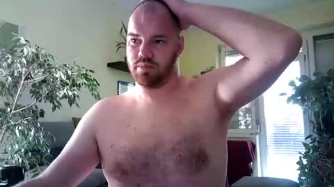 Snapshot of uncut_strong chatting on May 2026 03:59:01 AM Uncut Strong online show from May 2026 03:59:01 AM