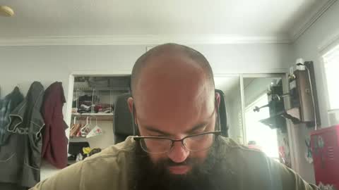 Snapshot of uncutbeard129840 chatting on June 2026 11:38:02 PM uncutbeard129840 online show from June 2026 11:38:02 PM
