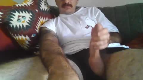 uncutgems818 online show from October 2025 04:38:02 PM