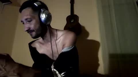 underguy19 online show from September 2025 09:48:01 PM