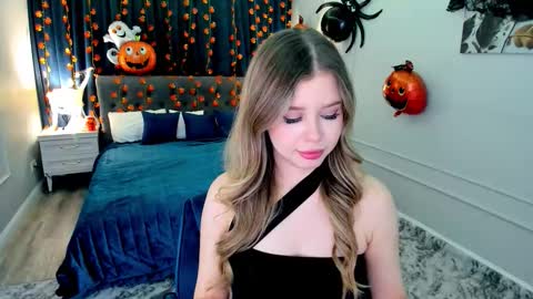 Alice online show from October 2025 08:18:01 PM