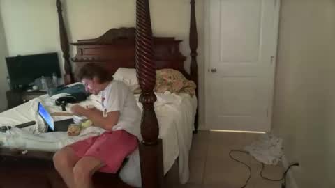 Snapshot of unverifiedbwc chatting on November 2025 10:15:02 PM Stepbro online show from November 2025 10:15:02 PM