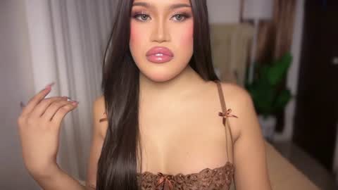 ur_bombshellpatty online show from June 2026 05:59:01 PM