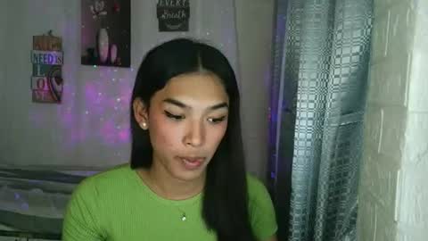 ur_dazzlingmorenaxx online show from November 2025 02:12:02 AM