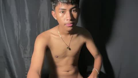 Snapshot of ur_fuckerbttm chatting on September 2025 04:12:02 PM ur_fuckerbttm online show from September 2025 04:12:02 PM