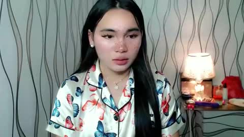 QUEENSY online show from November 2025 11:41:01 AM