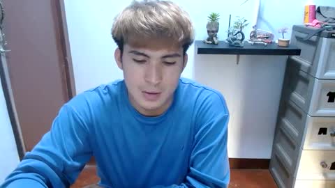 Snapshot of ur_jayqutee chatting on March 2025 06:56:02 PM Ur jayqutee online show from March 2025 06:56:02 PM