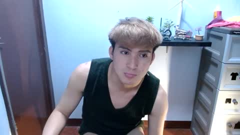 Snapshot of ur_jayqutee chatting on March 2025 05:54:02 PM Ur jayqutee online show from March 2025 05:54:02 PM