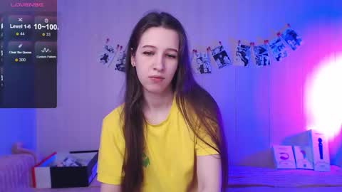 Lera online show from December 2025 11:06:01 AM