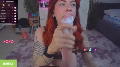 Snapshot of ur_olivia chatting on October 2025 11:43:01 AM Olivia Kaufman online show from October 2025 11:43:01 AM