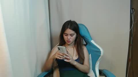 Snapshot of ur_prettyangel chatting on February 2026 01:07:01 PM ur_prettyangel online show from February 2026 01:07:01 PM