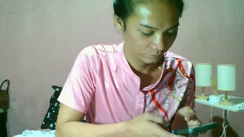 ur_sexybabe_ehra online show from January 2025 03:00:02 AM