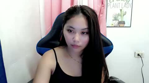 ur_small_girl online show from November 2025 07:12:01 AM