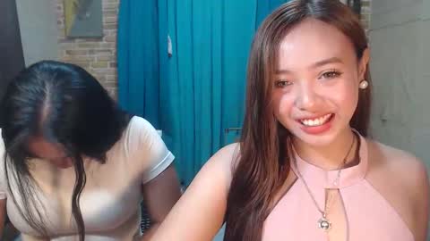 ur_truelyhot_dre online show from April 2026 10:07:02 AM