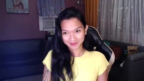 NEWRA  ALLISON online show from November 2025 06:01:02 PM