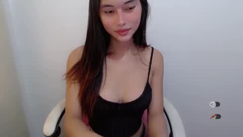 SHIZUKA online show from October 2025 11:16:01 PM